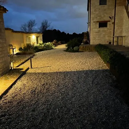 Montecolombo By Il Ritorno * Sirolo